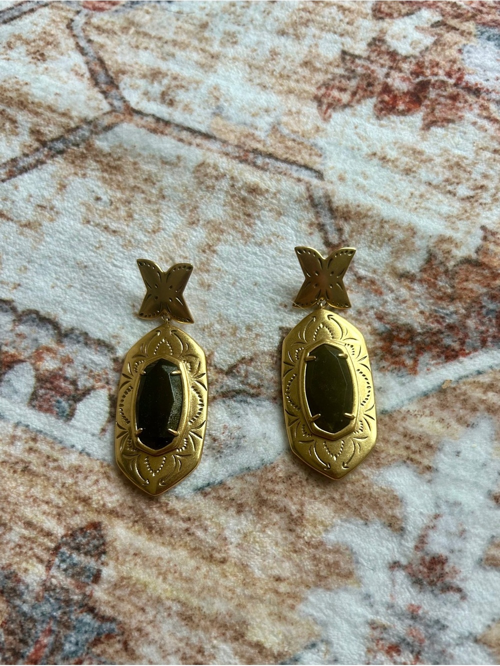 Kendra Scott Keziah Vintage Gold Statement Earrings - Picture 3 of 4